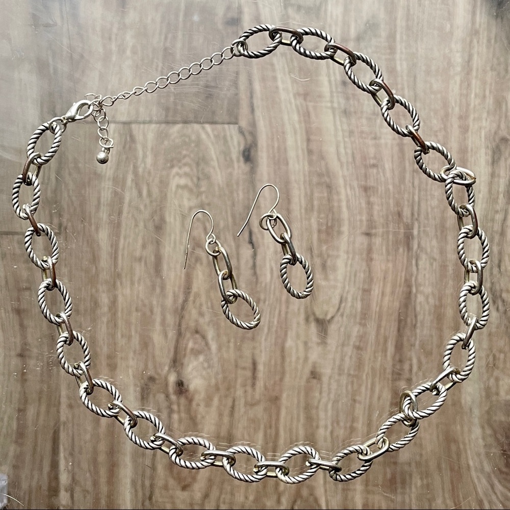 Silver & Gold Chain Necklace & Earrings 🛍SET🛍